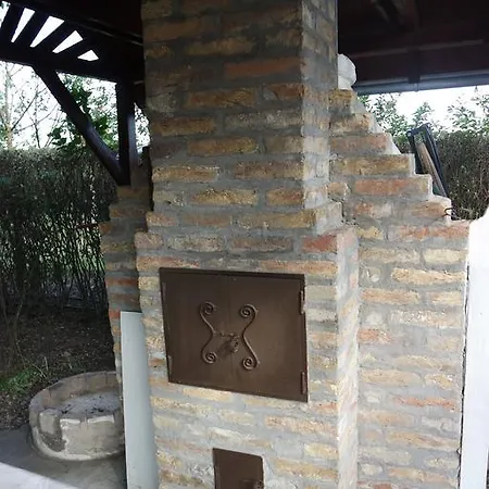 Holiday home Magdi Vendeghaz